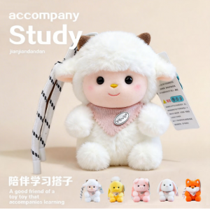 维尼小象小羊公仔玩偶桌伴娃娃毛绒玩具钥匙扣挂件玩偶